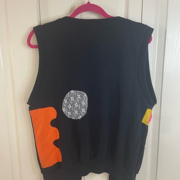 Colorful Geometric Pattern Vest - Picture 3 of 3